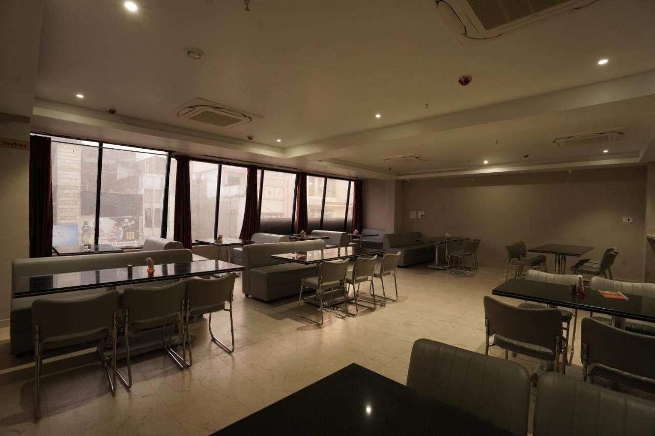 Hotel Trp Bliss Nizamabad Buitenkant foto