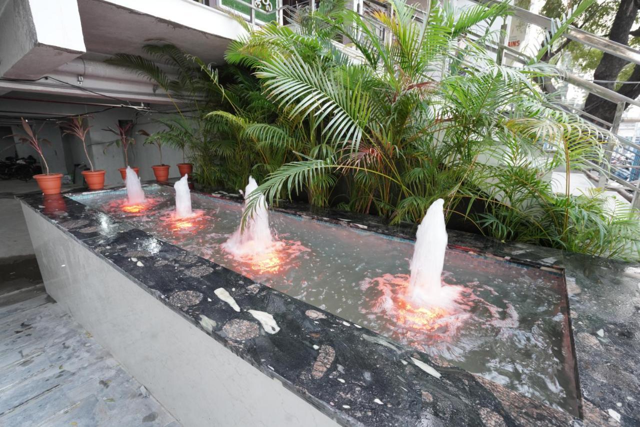 Hotel Trp Bliss Nizamabad Buitenkant foto