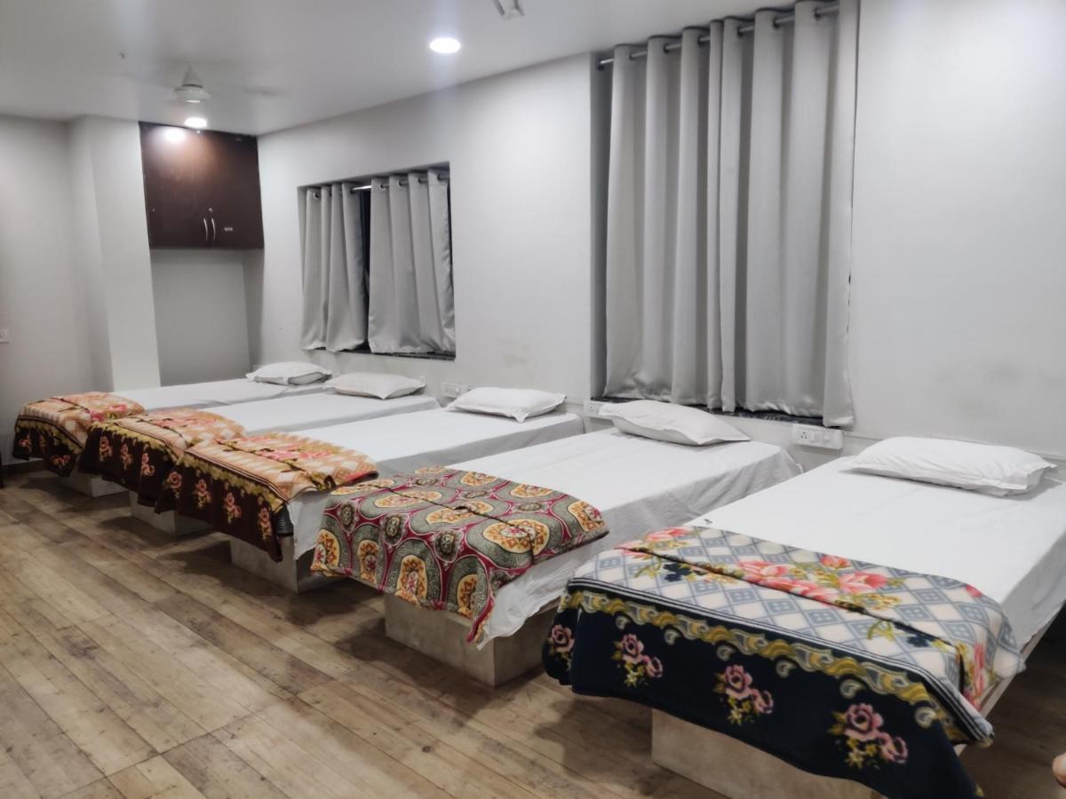 Hotel Trp Bliss Nizamabad Buitenkant foto