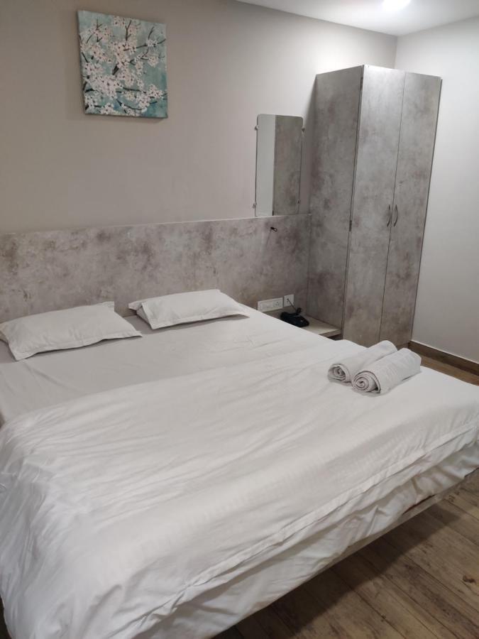 Hotel Trp Bliss Nizamabad Buitenkant foto